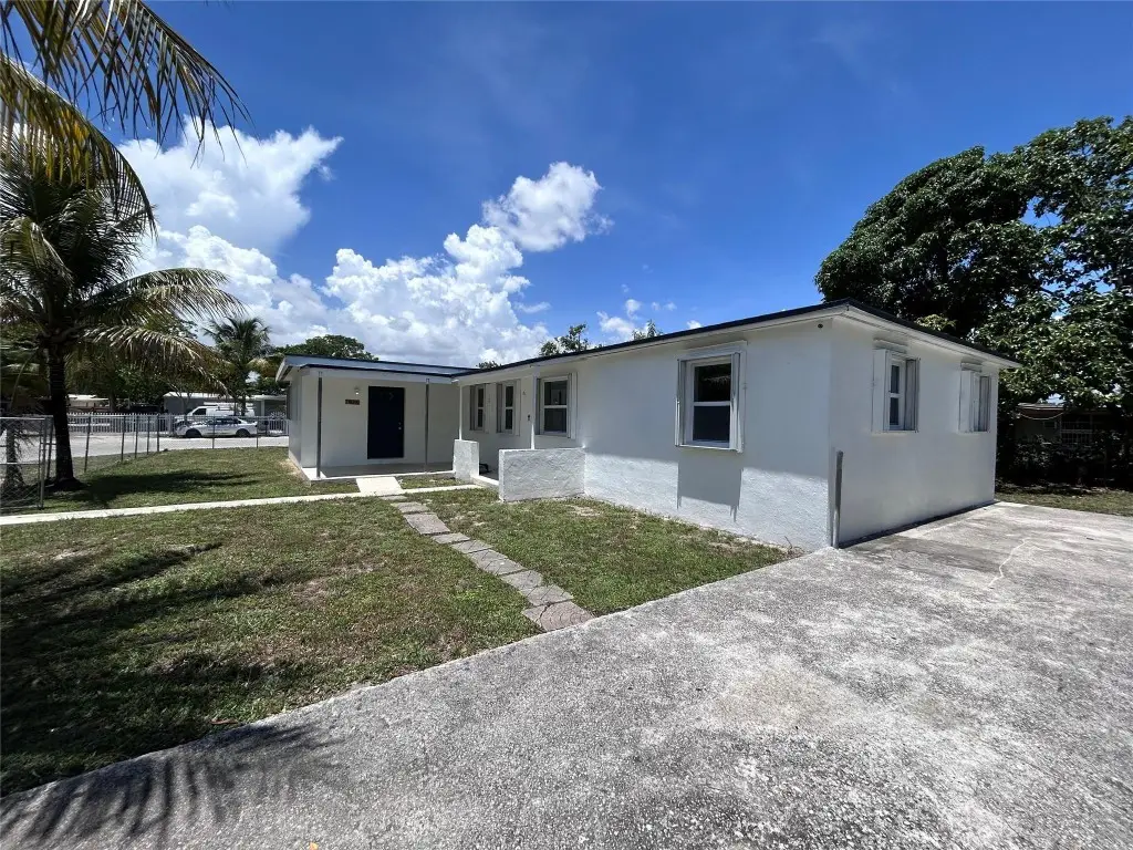 1835 NW 122nd Street, Miami, FL 33167 - Image #1