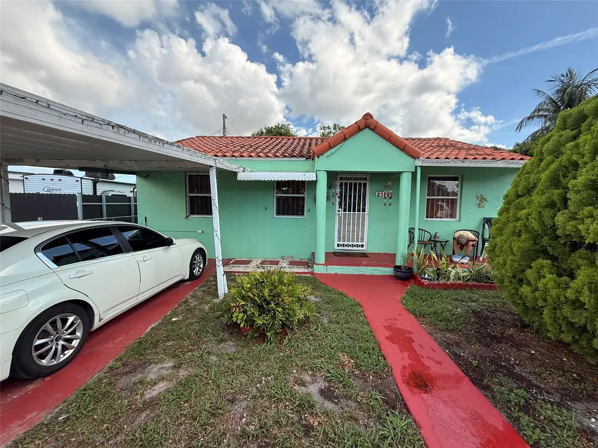 2377 NW 84th St, Miami, FL 33147 - Image #1