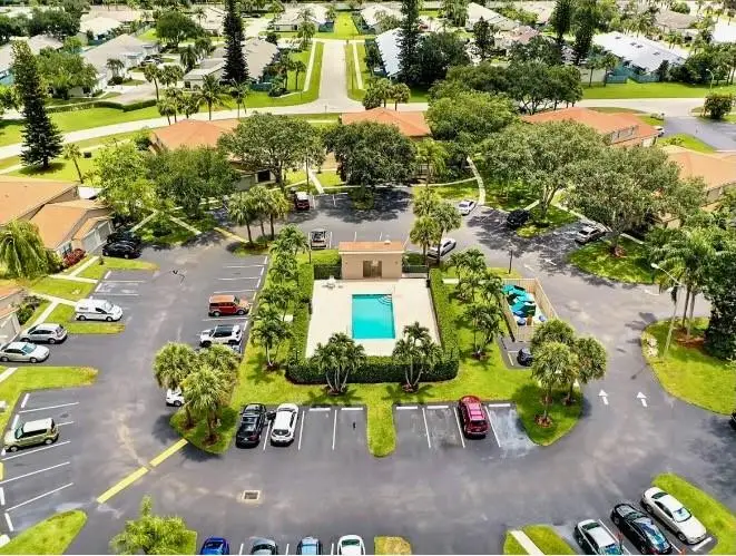 4443 Willow Pond Rd #A, West Palm Beach, FL 33417 - Image #2