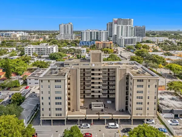 1811 Jefferson St #203, Hollywood, FL 33020