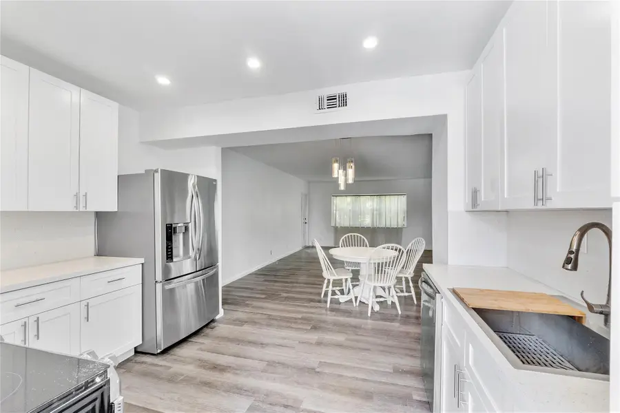 6751 Cypress Rd #204, Plantation, FL 33317 - Image #3