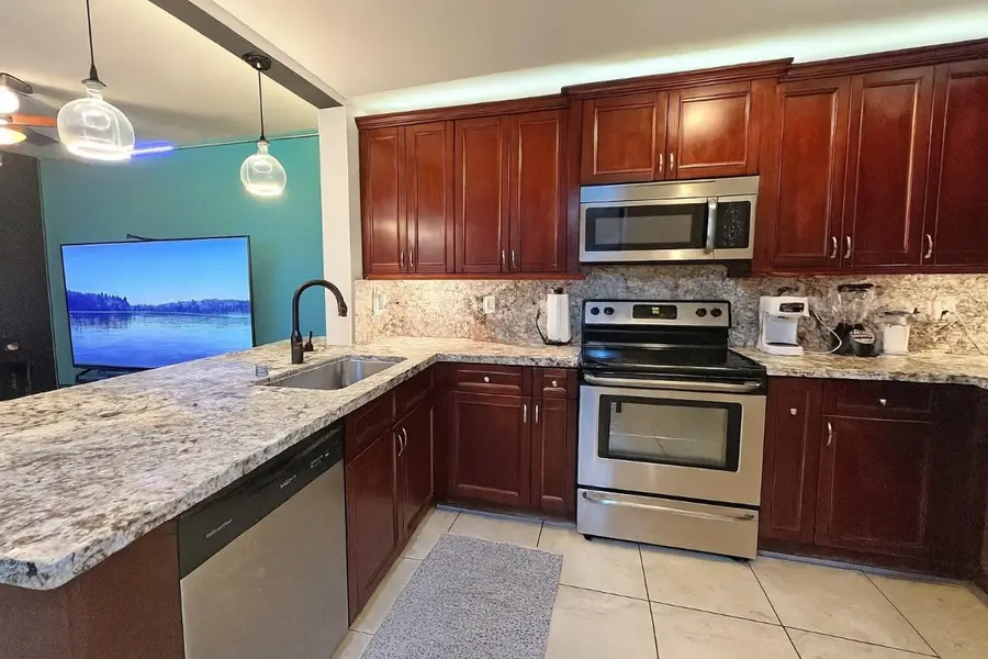 3007 N Oakland Forest Drive #107, Oakland Park, FL 33309 - Image #3