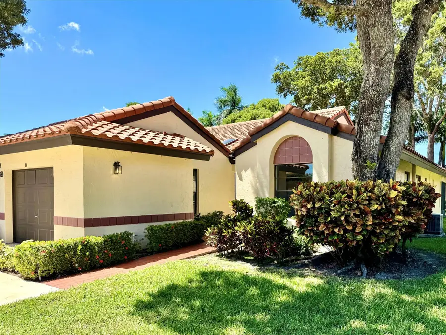 5869 Sunswept Ln #B, Boynton Beach, FL 33437 - Image #2