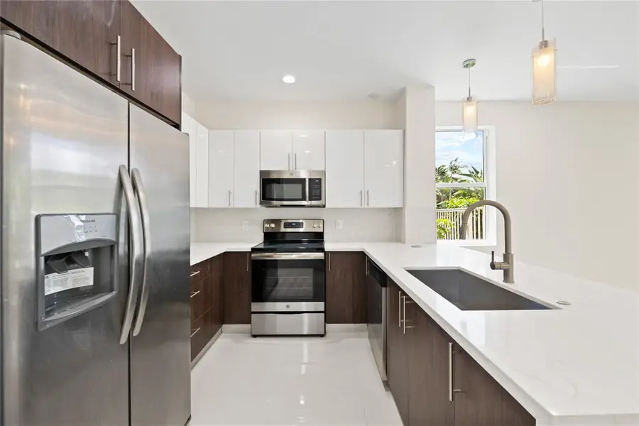 1434 SW 4th Ave #1434, Fort Lauderdale, FL 33315 - Image #2