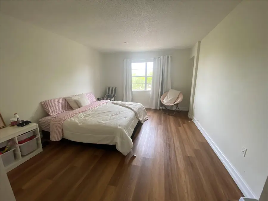 4304 NW 9th Ave #2-3B, Deerfield Beach, FL 33064 - Image #3