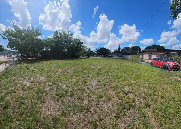 6300 SW 41st Ct, Davie, FL 33314