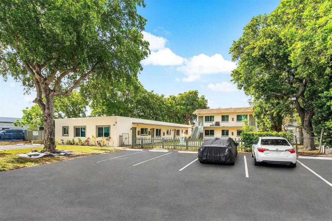 620 SW 7th Street, Pompano Beach, FL 33060 - Image #1