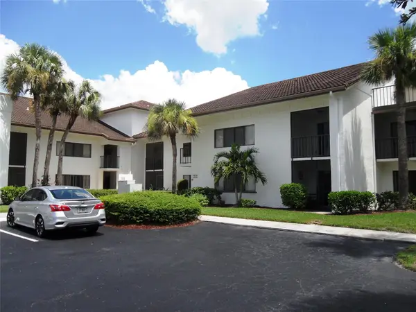 3500 Twin Lakes Terrace #202, Fort Pierce, FL 34951