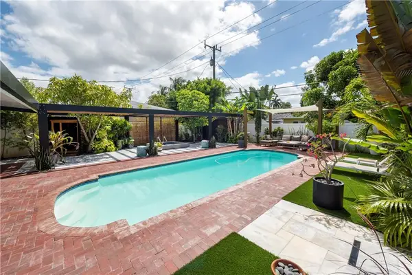 1521 NE 3rd Ave, Fort Lauderdale, FL 33304