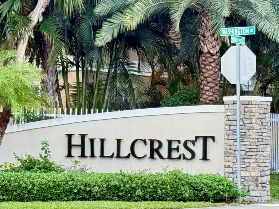 1201 Hillcrest Ct #109, Hollywood, FL 33021 - Image #2