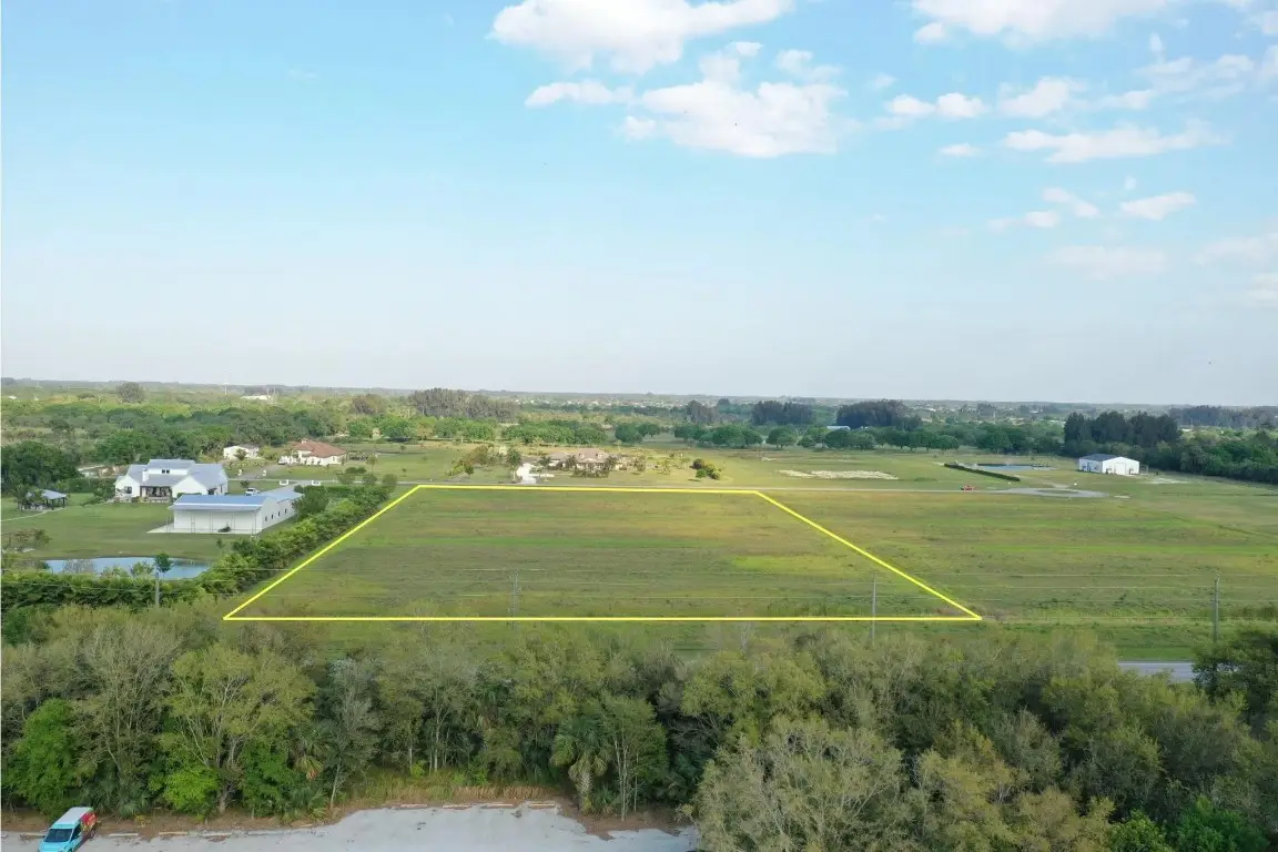 555 65th Avenue, Vero Beach, FL 32968 - Image #1