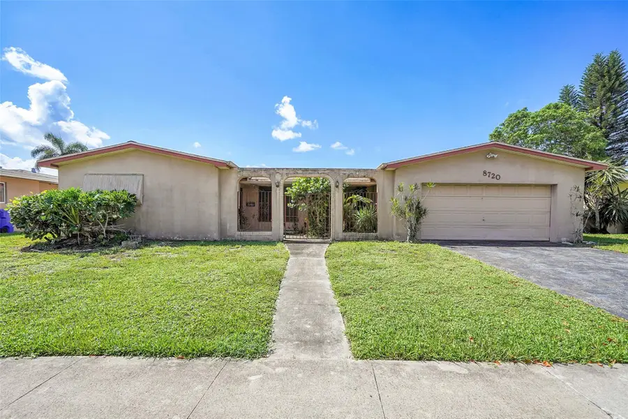 8720 Pasadena Blvd, Pembroke Pines, FL 33024 - Image #2