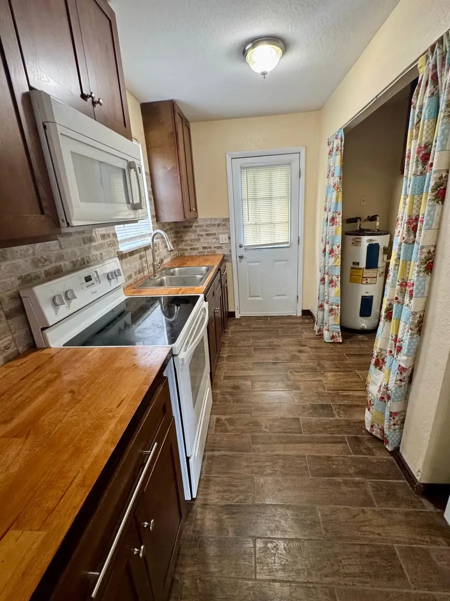 714 Seminole Ave, Fort Meade, FL 33841 - Image #3