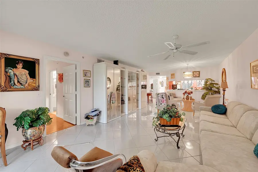 2541 N Nob Hill Road #206, Sunrise, FL 33322 - #2