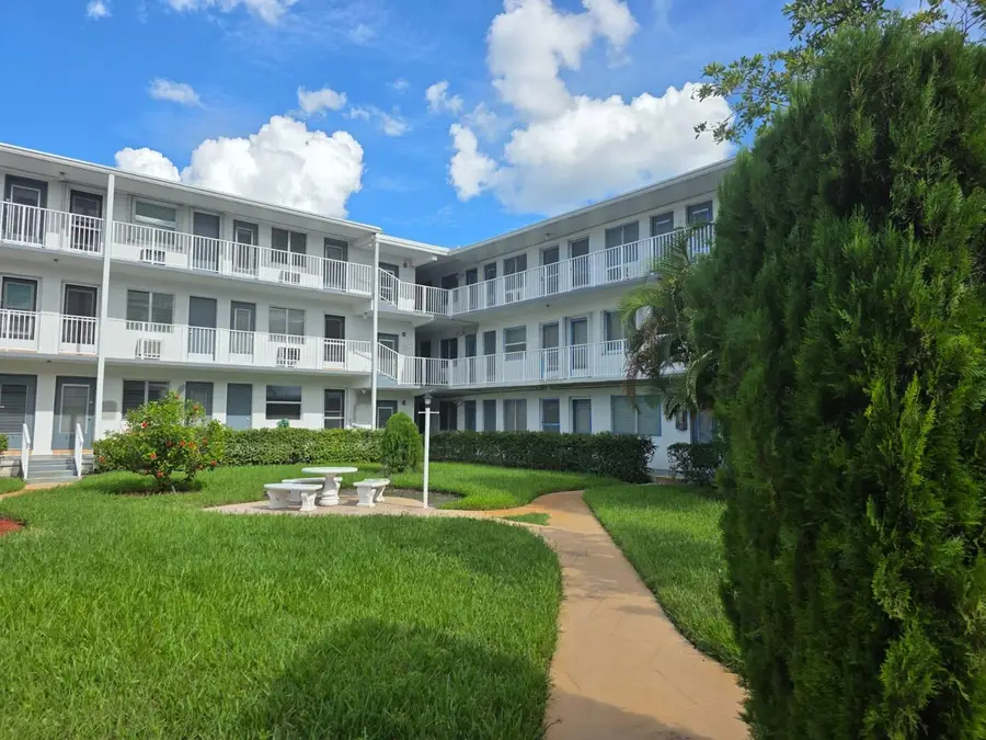 Address Withheld By Seller, Miami, FL 33162 - Image #2