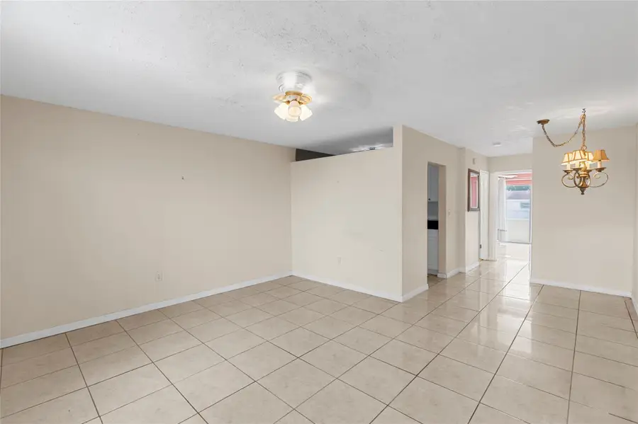 Address Withheld By Seller, Miami, FL 33162 - Image #3