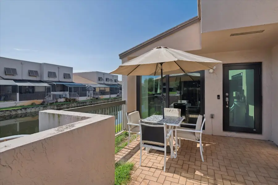 1237 NW 123rd Ter, Pembroke Pines, FL 33026 - Image #3