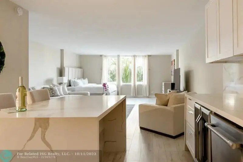 2301 Collins Avenue #327, Miami Beach, FL 33139 - Image #3