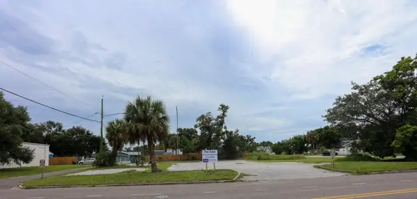 N 17th St N, St Petersburg, FL 33713