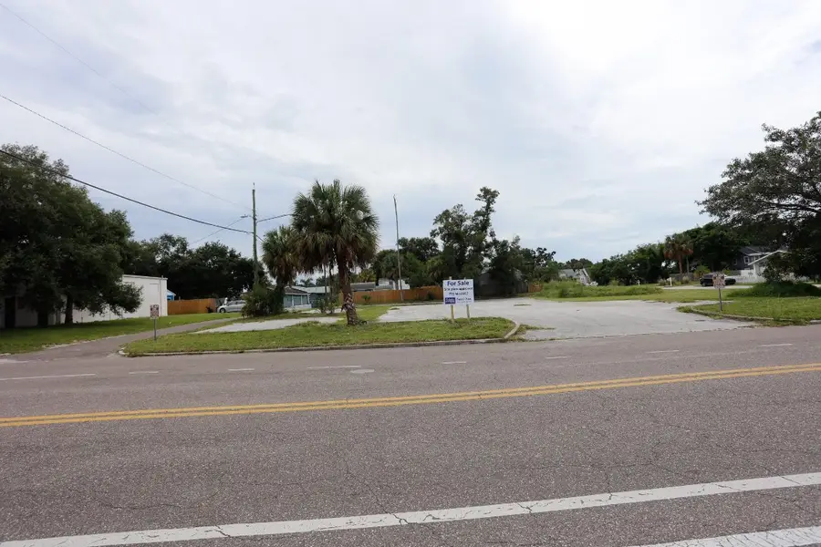 N 17th Street, Saint Petersburg, FL 33713 - Image #2