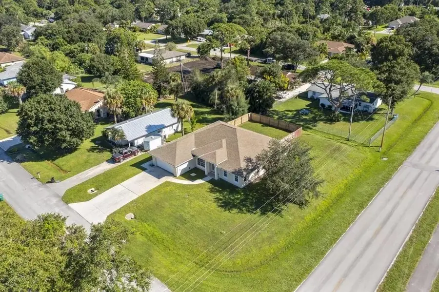 7205 Hibiscus Road, Fort Pierce, FL 34951 - Image #2