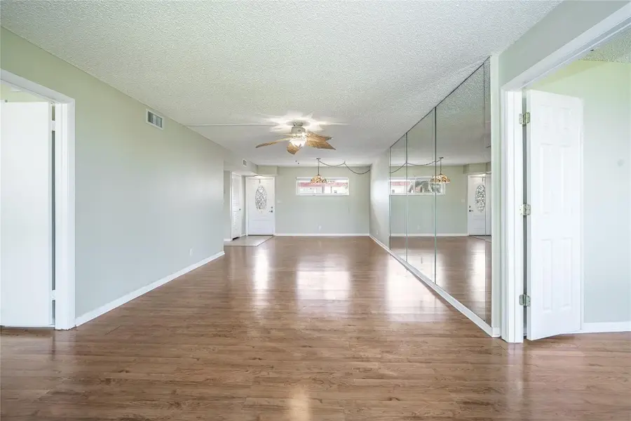 9720 S Hollybrook Lake Drive #205, Pembroke Pines, FL 33025 - Image #3