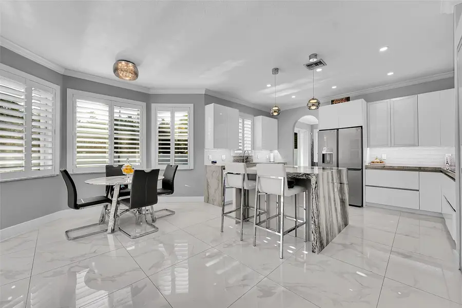 6400 Stonehurst Circle, Lake Worth, FL 33467 - Image #2