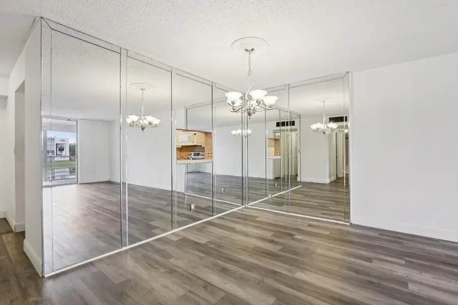 1024 SE 4th Avenue #204, Dania Beach, FL 33004 - Image #2