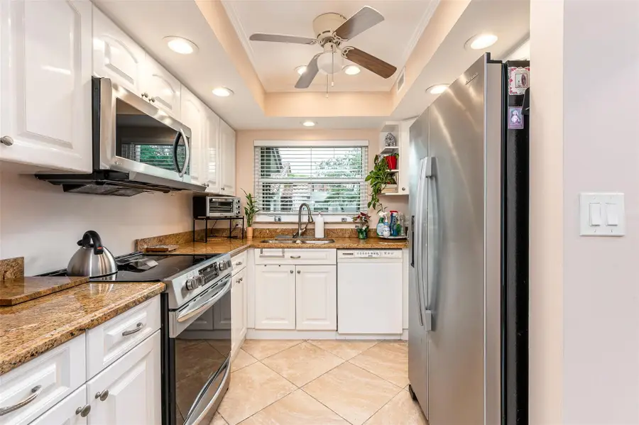 3032 Lake Shore Dr #3032, Deerfield Beach, FL 33442 - Image #3