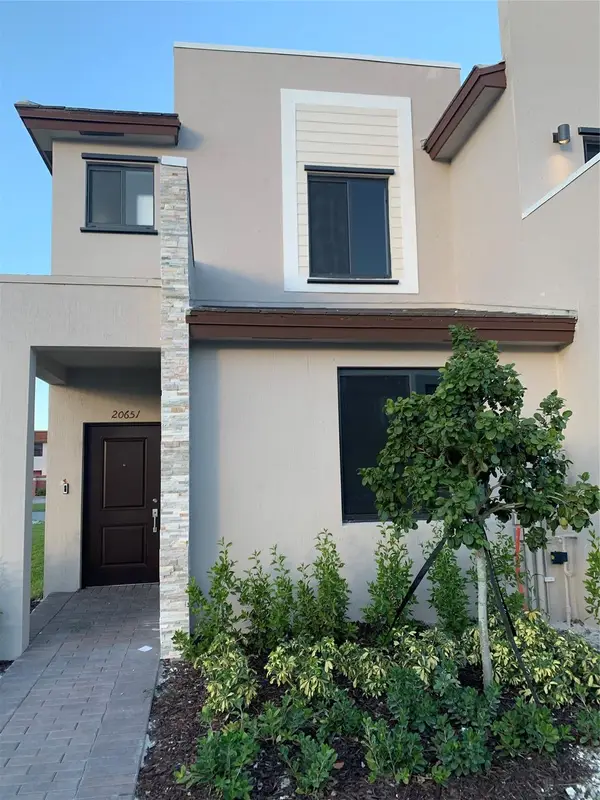 20651 Ne 7 Pl, Miami, FL 33179