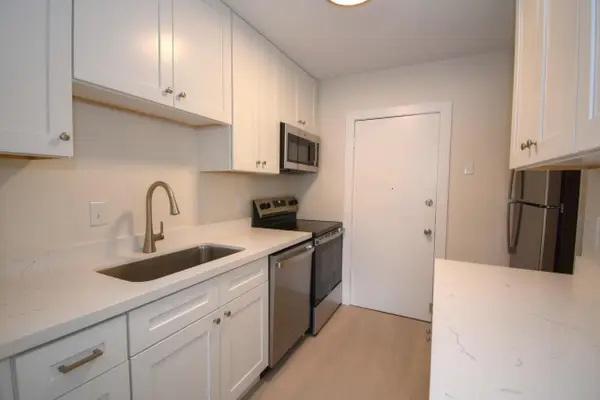 2220 NE 68th St #1007, Fort Lauderdale, FL 33308