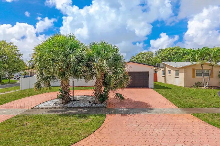 5400 W Park Rd, Hollywood, FL 33021 - Image #2