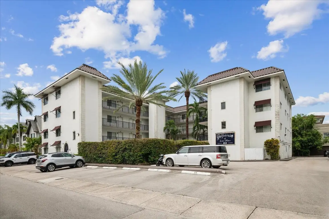 924 SE 2nd Street #36, Fort Lauderdale, FL 33301 - Image #1