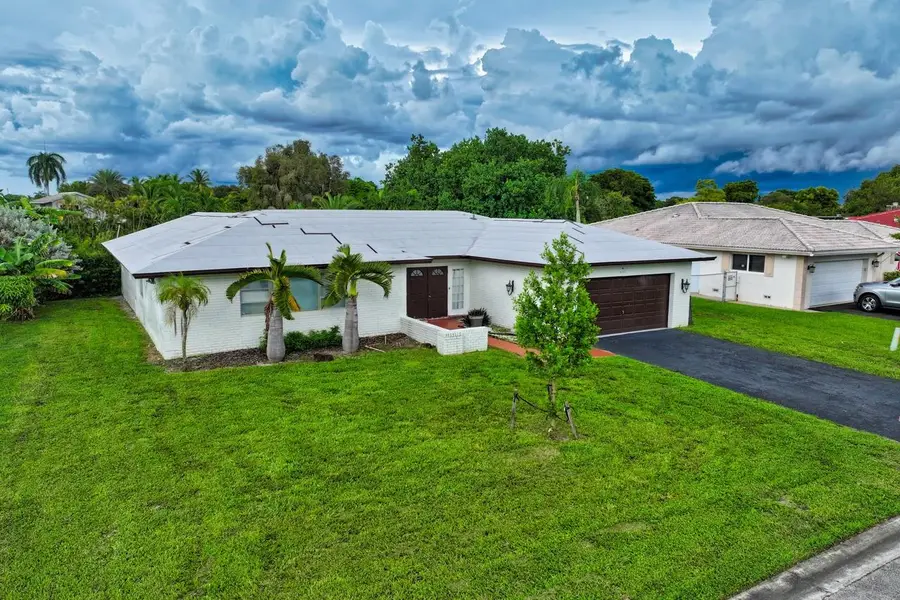 4221 NW 107th Ave, Coral Springs, FL 33065 - Image #2