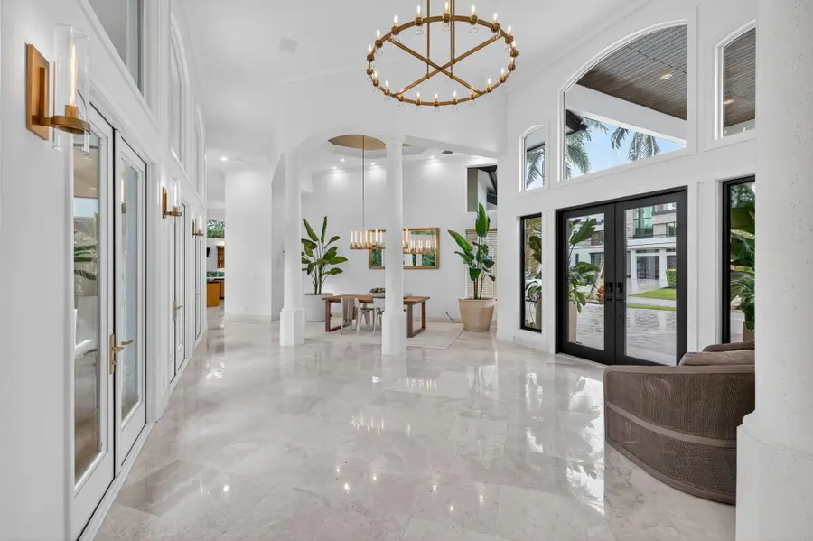 1518 E Lake Dr, Fort Lauderdale, FL 33316 - Image #3