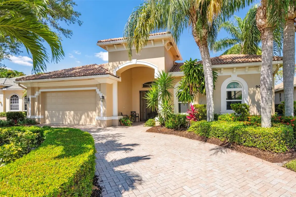 9005 One Putt Place, Port Saint Lucie, FL 34986 - Image #1