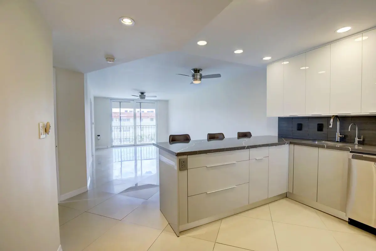 5321 NE 24th Ter #504A, Fort Lauderdale, FL 33308 - Image #1