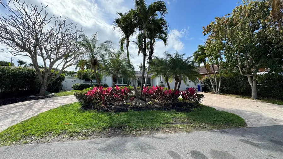 3204 Robbins Rd, Pompano Beach, FL 33062 - Image #2