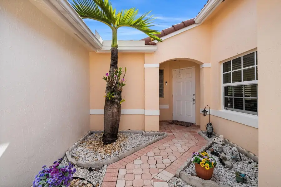 681 NW 172nd Terrace, Pembroke Pines, FL 33029 - Image #3