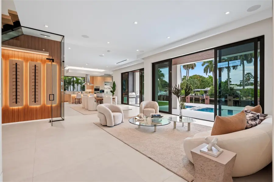 2405 Castilla Isle, Fort Lauderdale, FL 33301 - Image #3