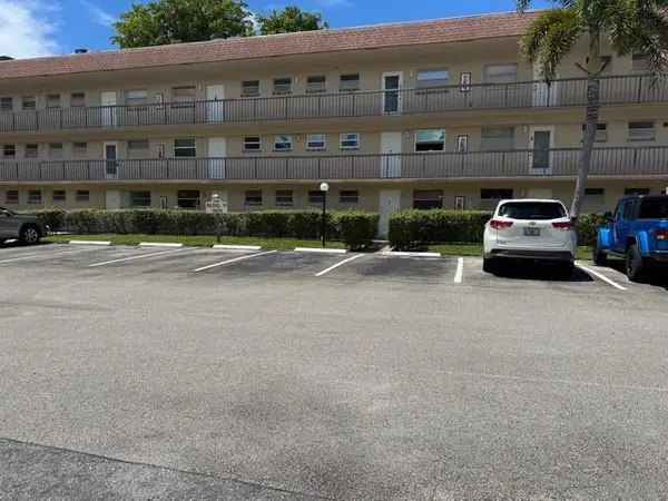 1801 NW 75th Ave #306, Plantation, FL 33313