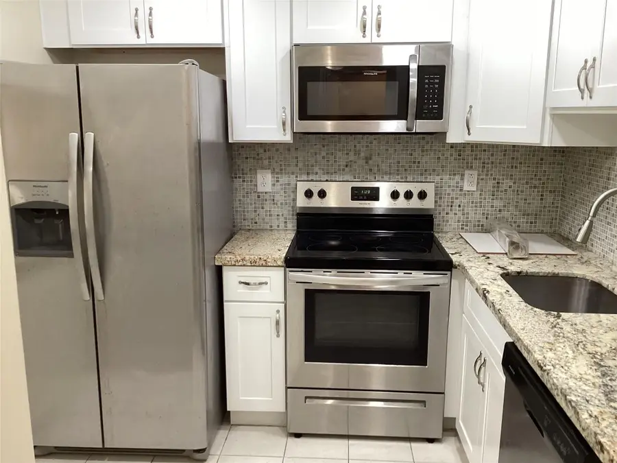 9235 SW 8th Street #509, Boca Raton, FL 33428 - Image #2