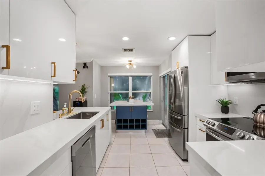 18241 NW 8th Street, Pembroke Pines, FL 33029 - Image #3