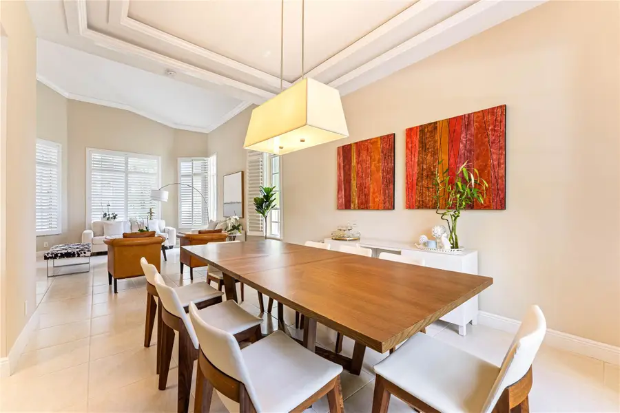 2527 Montclaire Cir, Weston, FL 33327 - Image #2