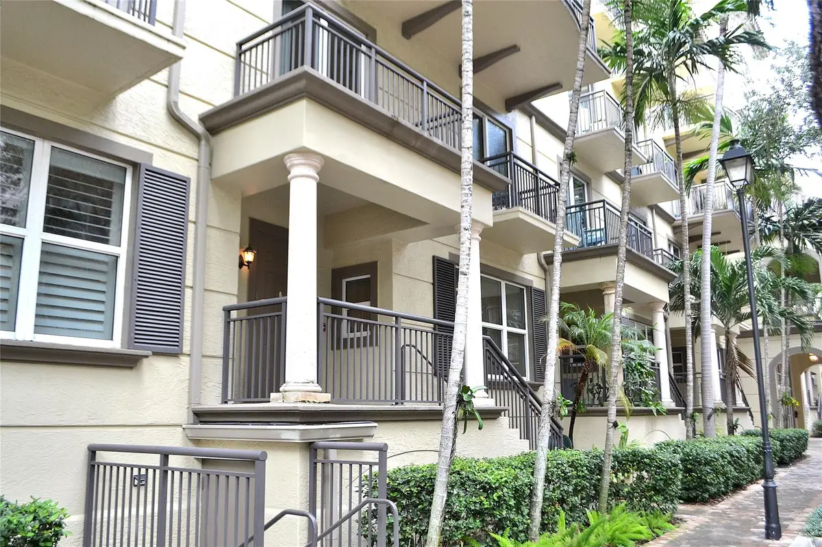 2617 NE 14th Ave #106, Wilton Manors, FL 33334 - Image #1