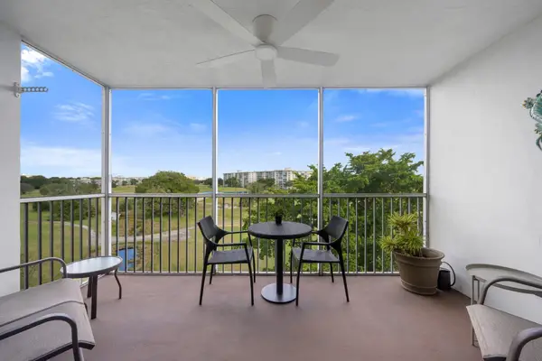 2901 S Palm Aire Dr #502, Pompano Beach, FL 33069