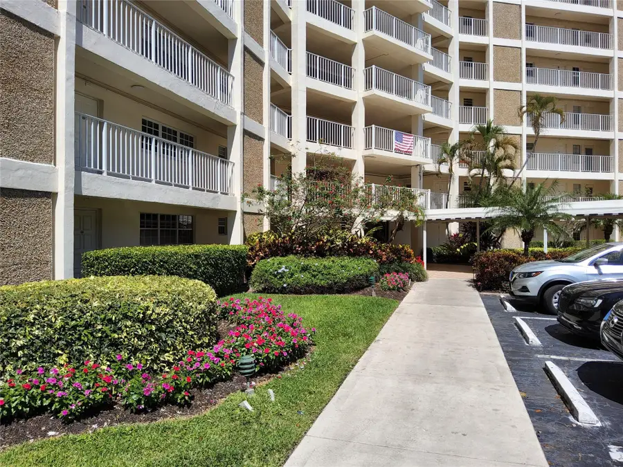 3090 N Course Dr #510, Pompano Beach, FL 33069 - Image #2