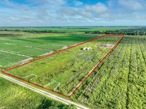 7050 6th Road, Labelle, FL 33935