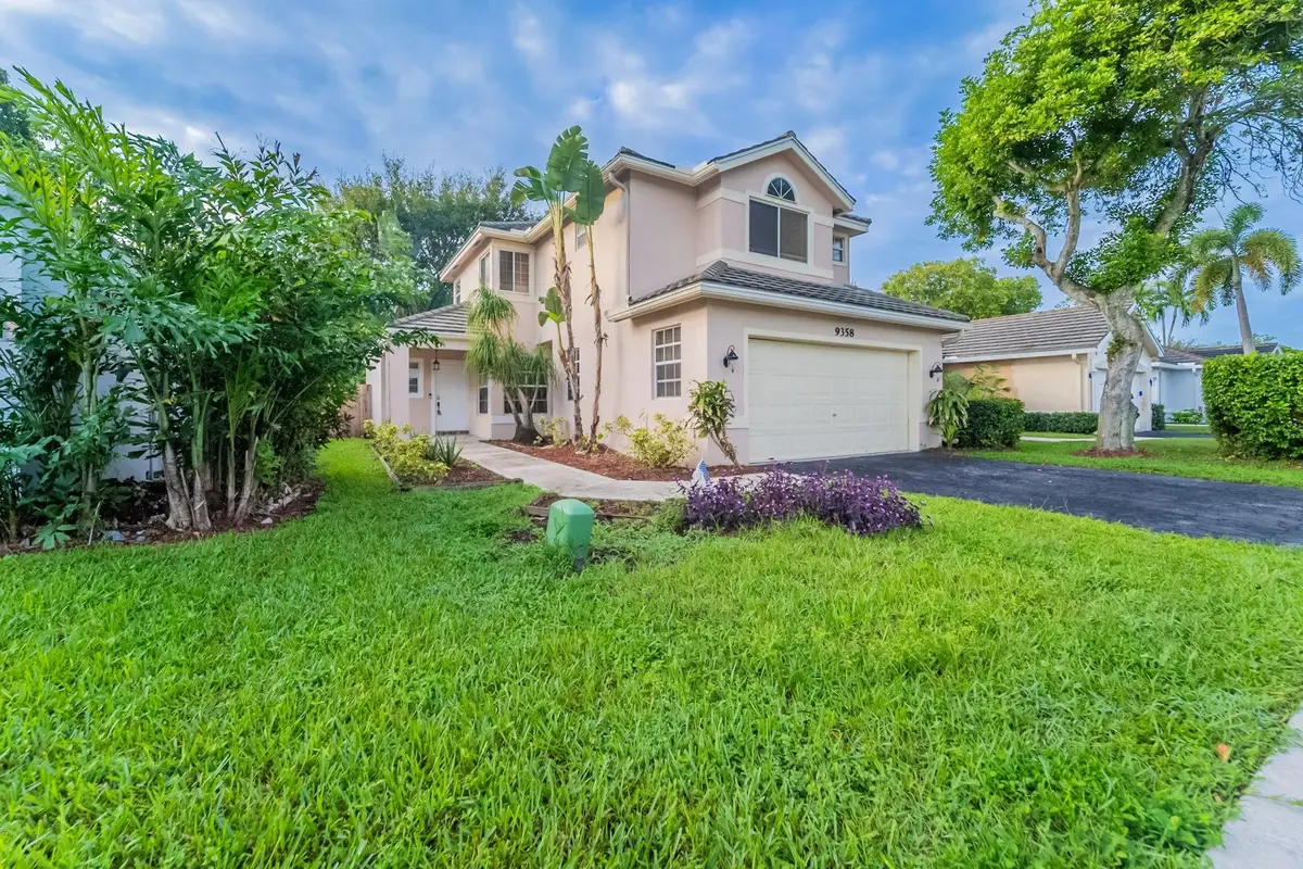 9358 Arborwood Cir, Davie, FL 33328 - Image #1