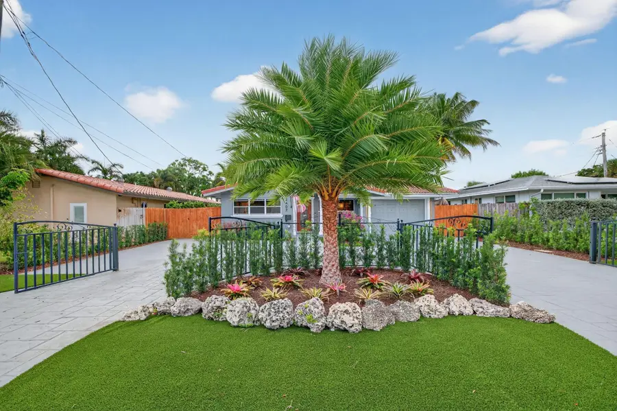 2407 NE 17th Ter, Wilton Manors, FL 33305 - Image #3